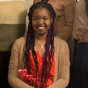 Meet your Posher, Ebony